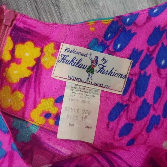 Hukilau Fashions Honolulu Vintage Hawaiian Dress - Picture 6 of 6